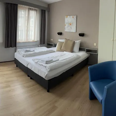 Gaudi Hotel 3*